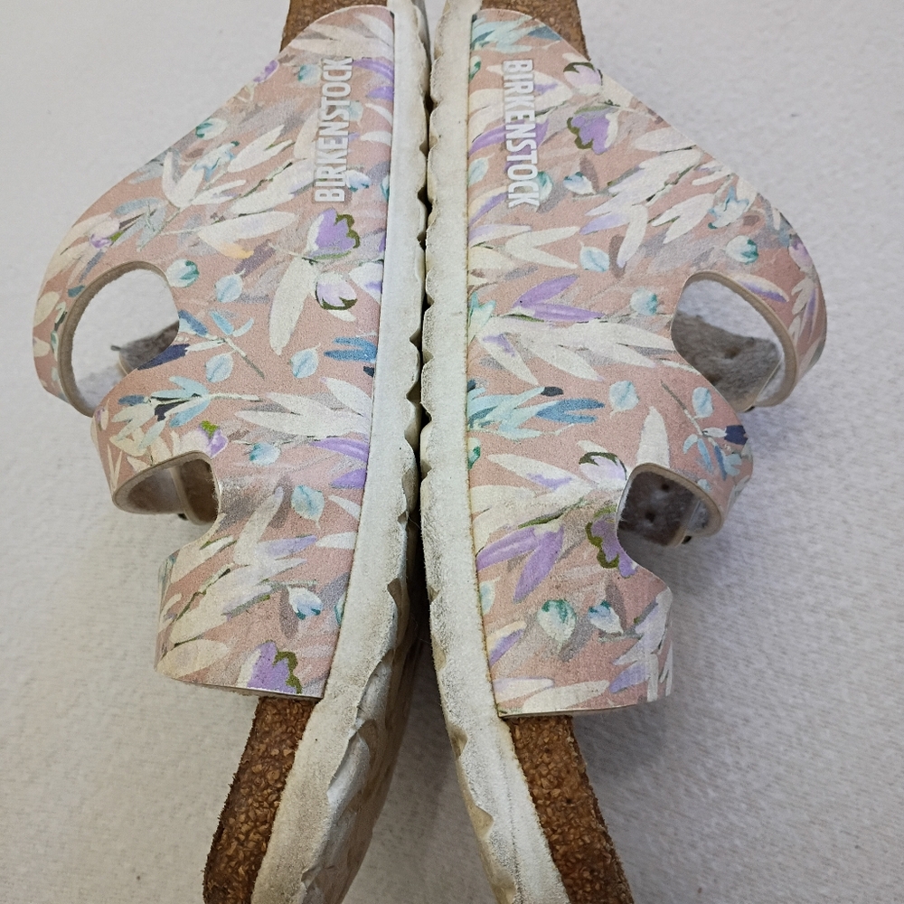 Birkenstock Floral Print Three-Strap Slide Sandals in Pastel.very Good Condition - Picture 10 of 13